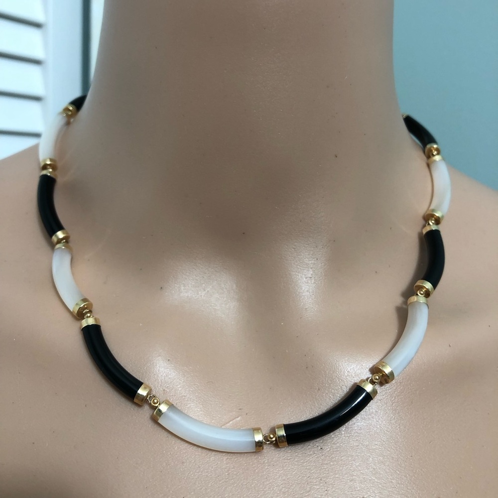 Vintage Necklace 14K Gold Chinese Onyx Mother-Of-Pearl Station Link Choker